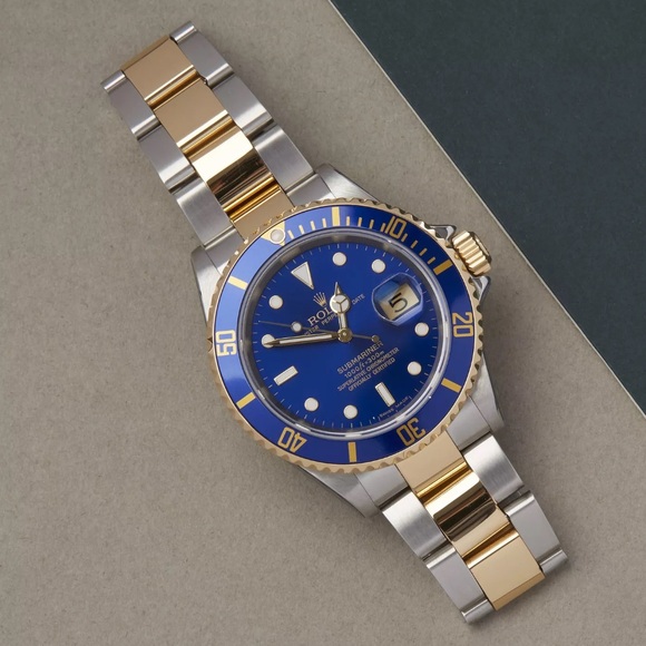 ROLEX SUBMARINER 40mm 18K GOLD DATE WATCH - Picture 8 of 12